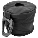 Tasche für Toilettenpapier in Schwarz mit Reißverschluss, Karabiner und Patchfläche
